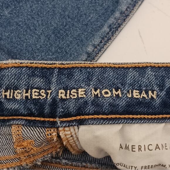 American Eagle Highest Rise Mom Jean Womens Size 00 Blue Distressed Ripped - Picture 9 of 16